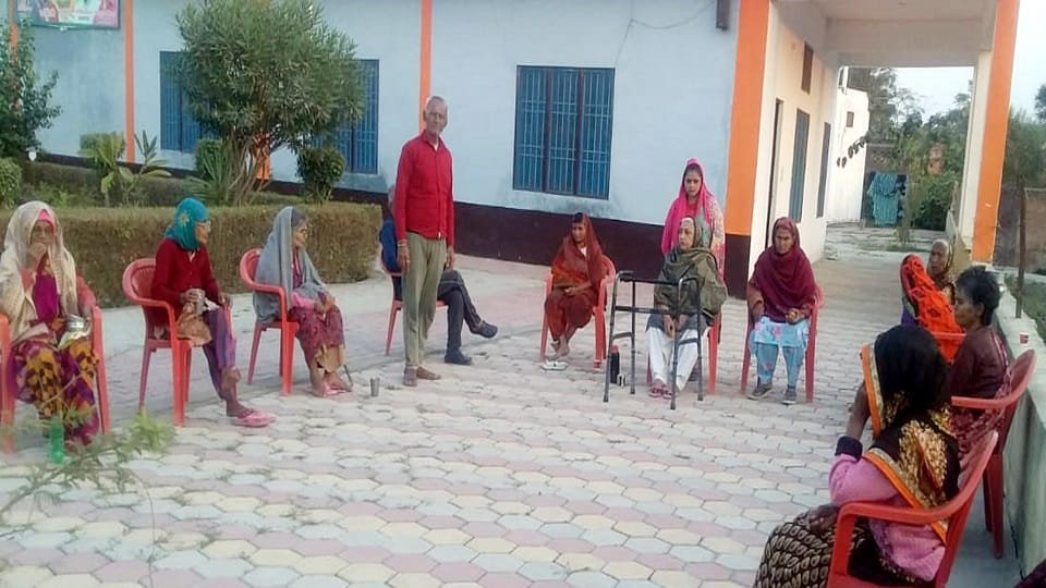 रामचंद्र पांडे वृद्धाश्रम